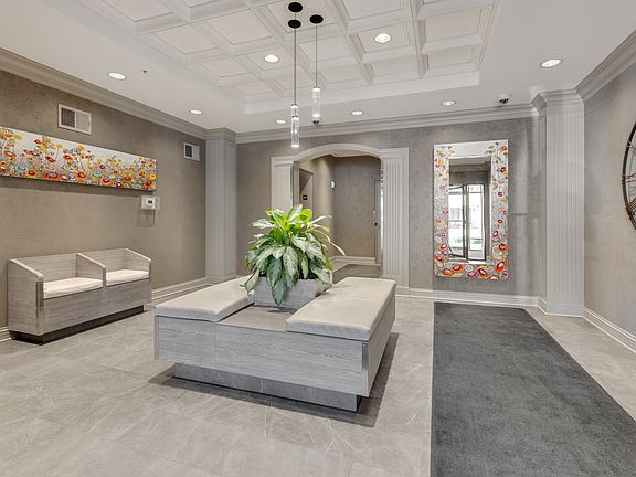 5th image of 750 Pearson St #1-307