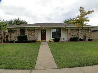 222 E Schreiber St, Garland, TX 75040