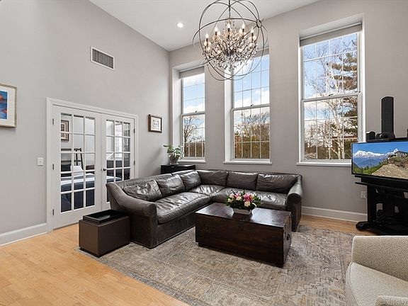 3rd image of 35 Walden St #34