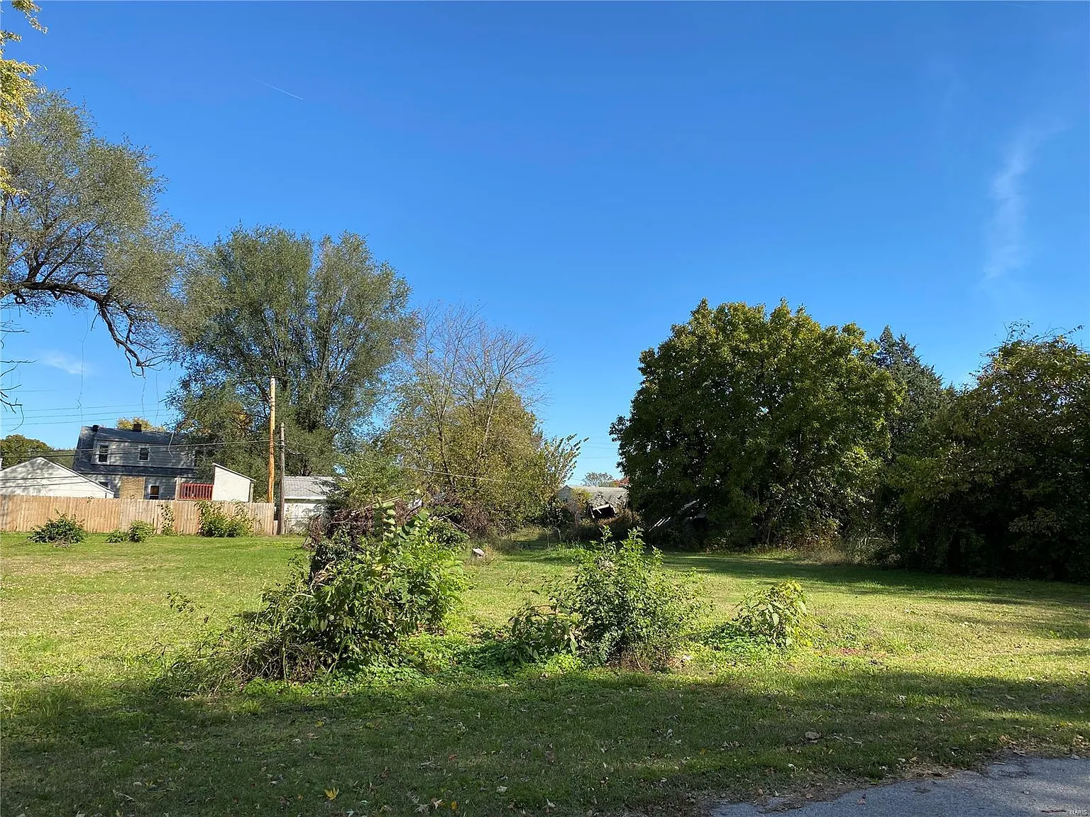 511 Garrison Ave photo 1