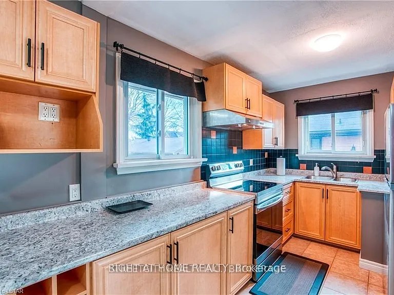 14 Graham Cres — Photo 9