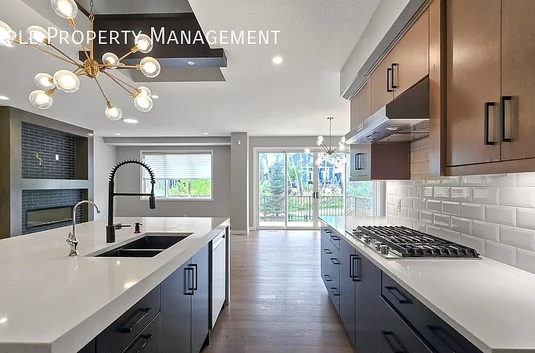87 Legacy Glen Ter SE — Photo 8