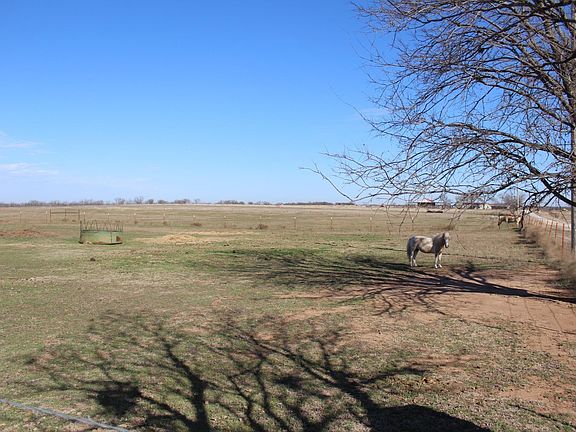 4th image of 546 Adair Rd