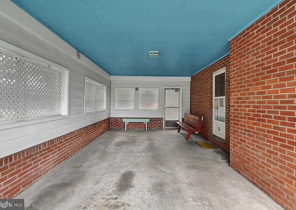 Huge carport