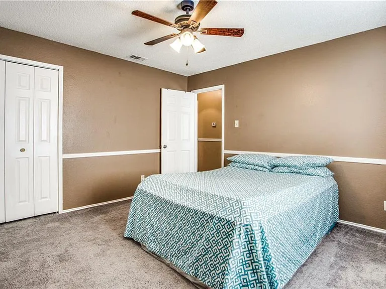 6817 Haltom Rd — Photo 13