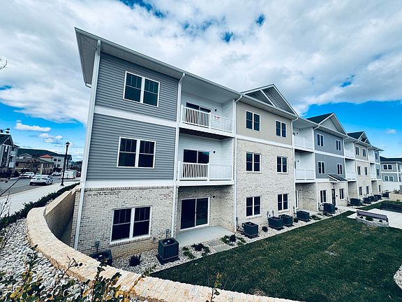 2nd image of 419 Rotunda St #3001