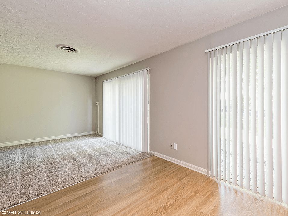 Lots of Natural Sunlight!