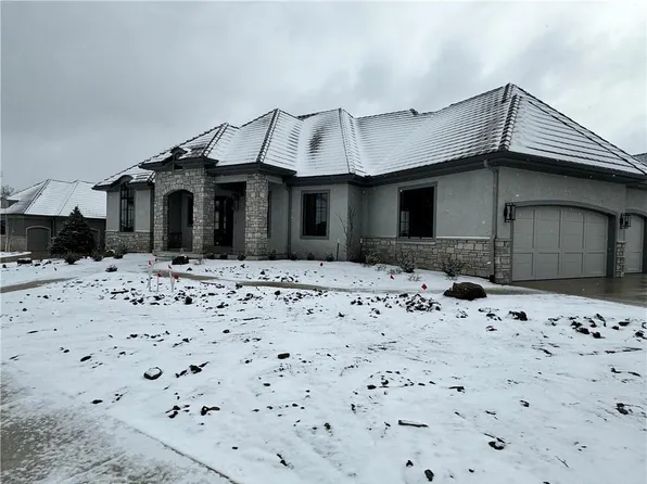 2109 W 89th St, Leawood, KS 66206