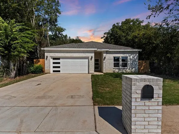 4715 Ramey Ave, Fort Worth, TX 76105