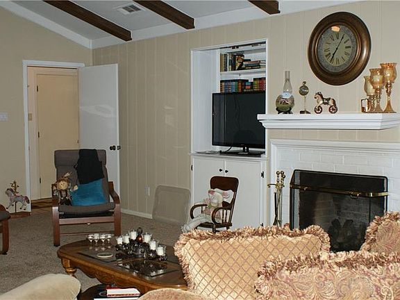 4th image of 1000 Madison Dr