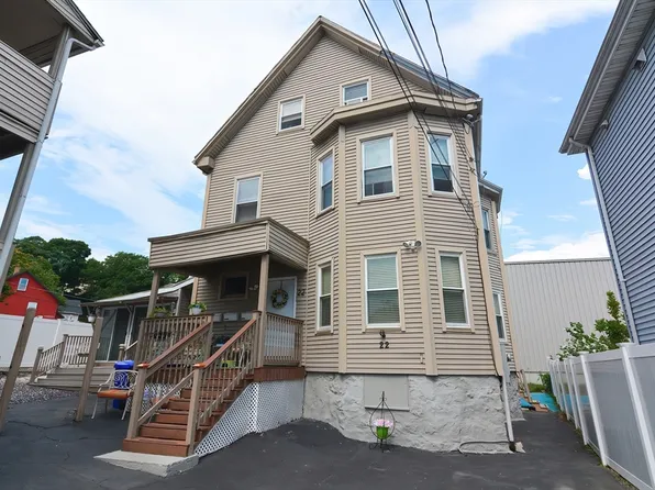 22 Faulkner St, Malden, MA 02148