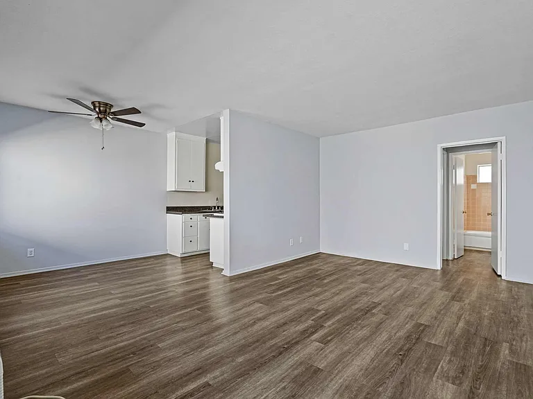 530 E. Harvard Rd. — Photo 12