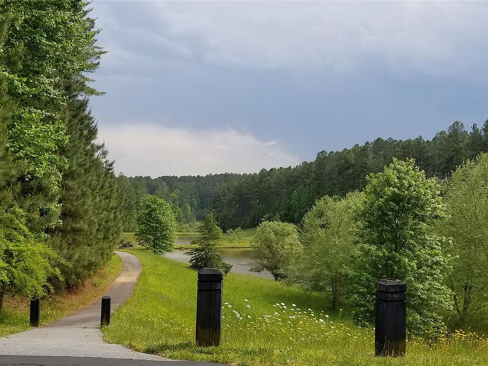2nd image of Greens Rd