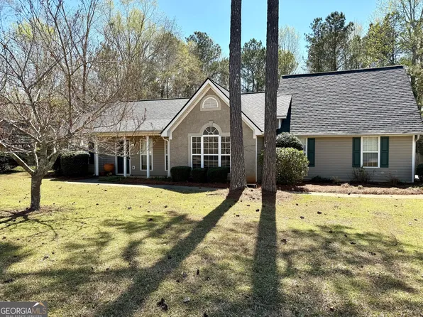 205 Mary Lynn Ln, Newnan, GA 30265