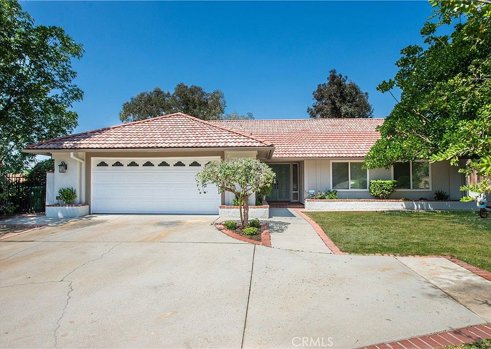 1st image of 12824 Woodley Ave