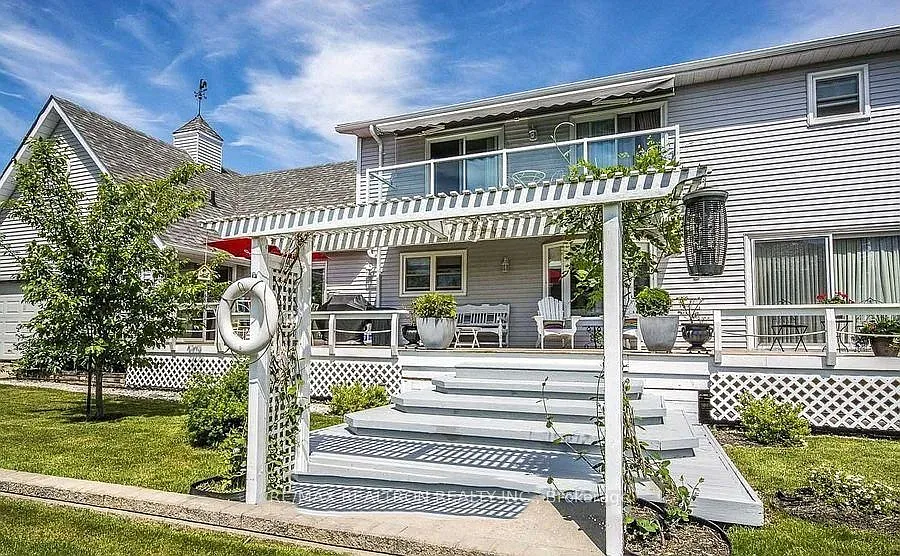 5 bed, $3,000 — Photo 1