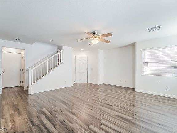 4th image of 1041 Grand Cerritos Ave