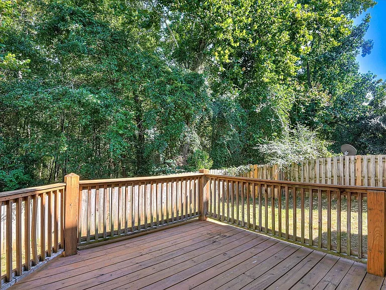 2928 Aylesbury Dr — Photo 33