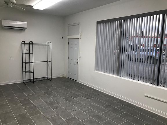 3rd image of 5759 N Nagle Ave #1