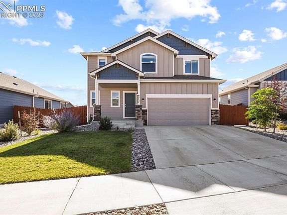 2nd image of 9752 Arbor Walk Ln