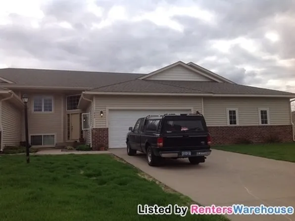 1243 1st St, Saint Paul Park, MN 55071