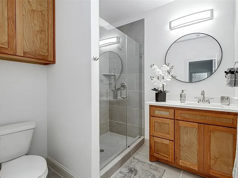 3155 Glen Garden Dr N — Photo 5