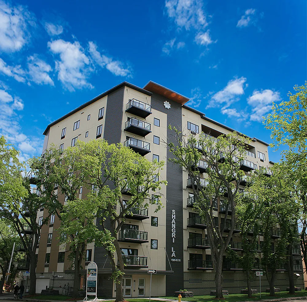 Building Photo - 550 4th Ave N