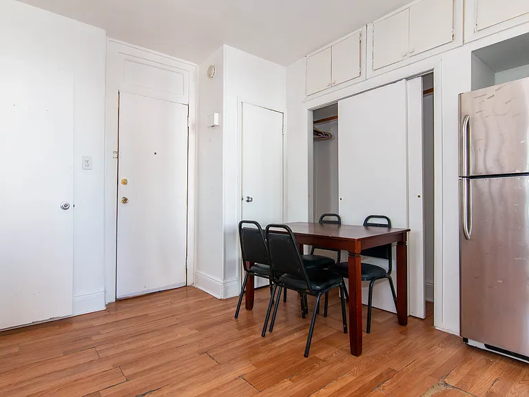 8669 16th Ave #3R — Photo 1