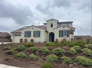 18436 Park Mountain Dr, Riverside, CA 92508