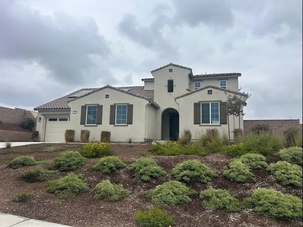 18436 Park Mountain Dr, Riverside, CA 92508