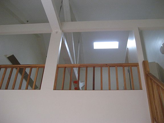 2nd image of 70 Bank St Unit 4C