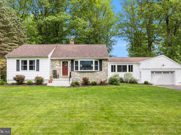 9 Wilfred Dr, Yardley, PA 19067