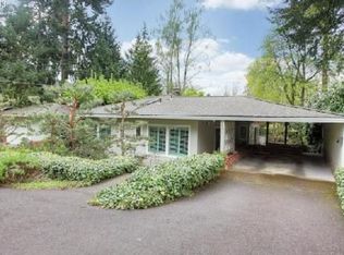 828 Ellis Ave, Lake Oswego, OR 97034