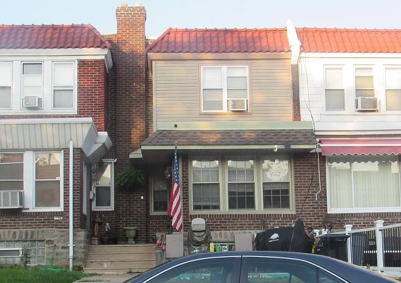 3144 Unruh Ave photo 1