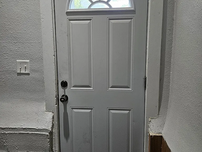 618 W Military Ave — Photo 27