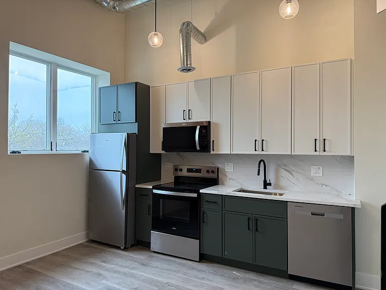 Temple Lofts — Photo 18