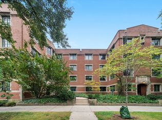 1157 E 56th St APT 3, Chicago, IL 60637