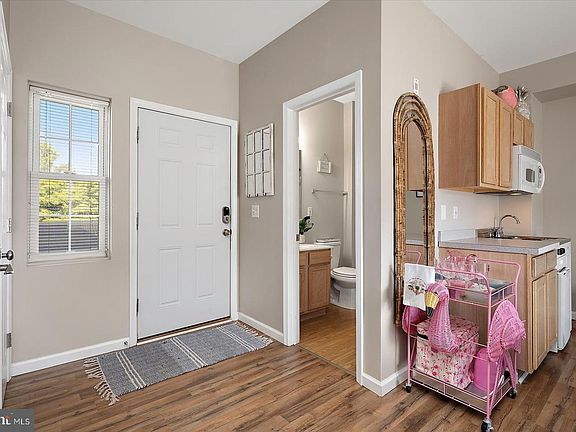5th image of 39634 Jefferson Bridge Rd #104
