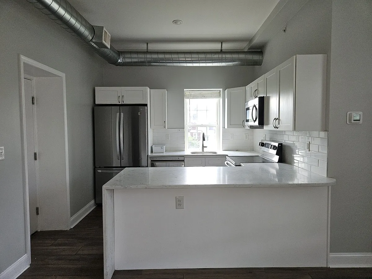 Building Photo - 59 E High St #G