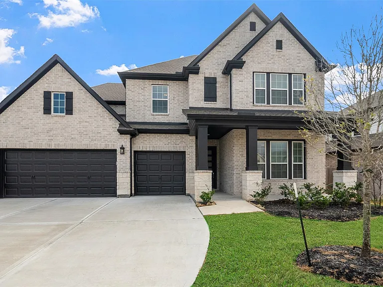 2211 Stone Lodge Ct — Photo 1