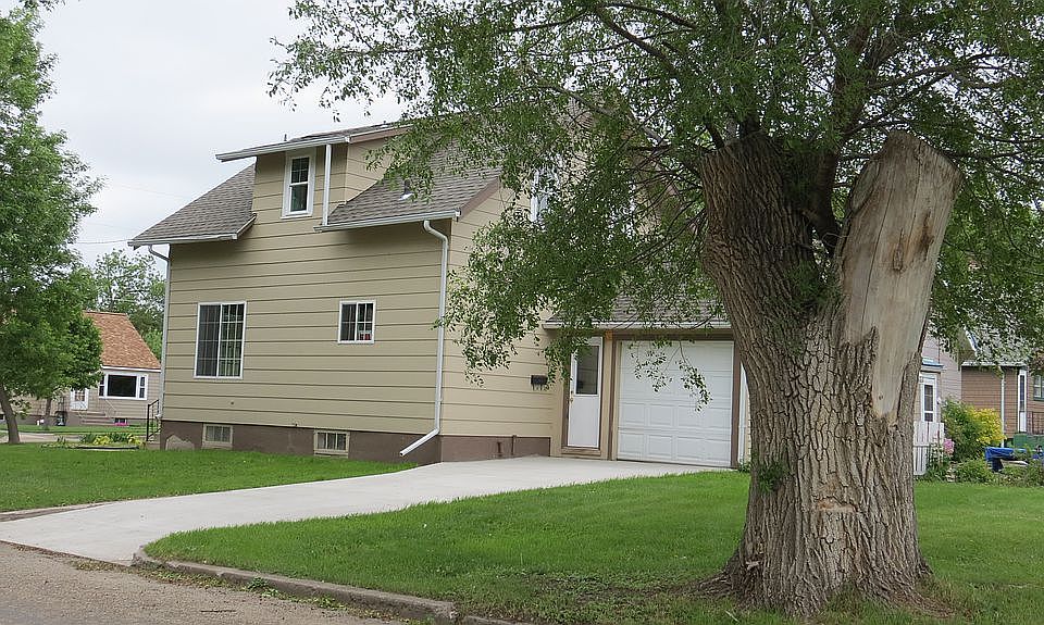 325 W 8th Ave, ster, SD 57274 Zillow