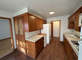 803 N Elm St, Owasso, OK 74055