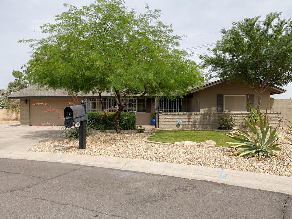 1st image of 313 S Hacienda Cir