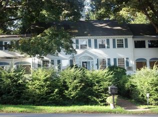 2A Hilton Field Ln #A, Hanover, NH 03755