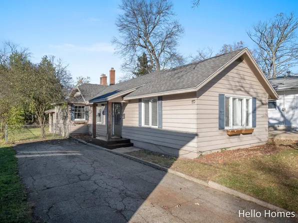 135 Holmdene Blvd NE, Grand Rapids, MI 49503