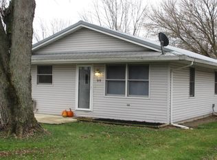 915 Tally Ho Dr, Delphi, IN 46923