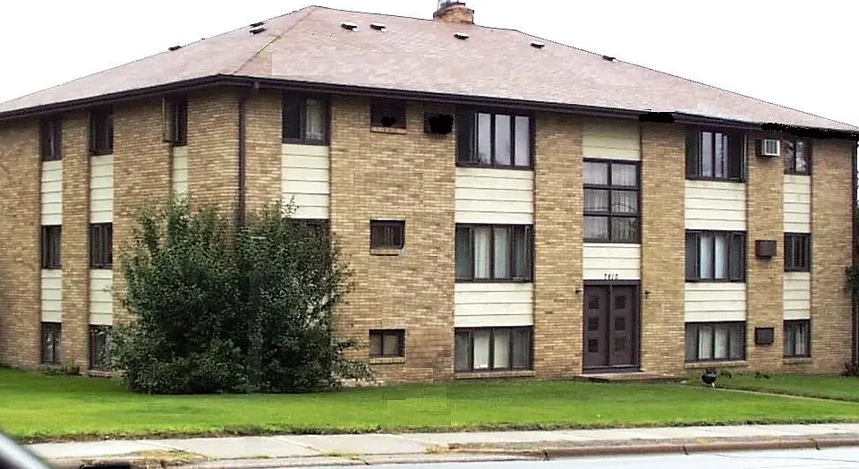 Bass Lake Apartments