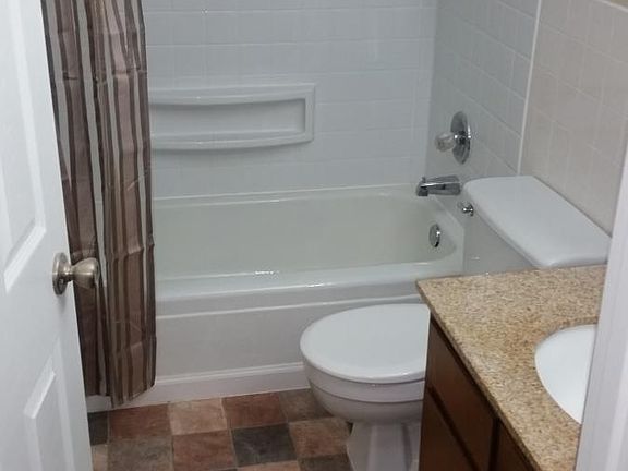 2nd image of 504 S 7th St APT 4
