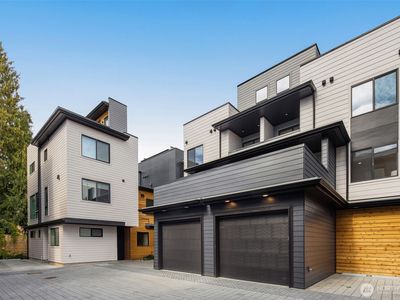 9223 B 14th Avenue NW, Seattle, WA, 98117