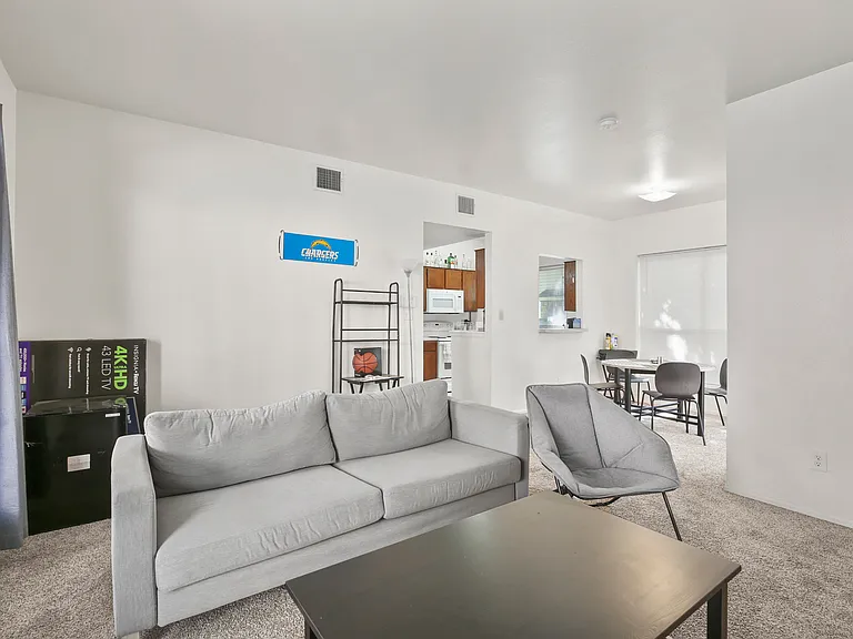 3329 Rosedale Ave #11 — Photo 6